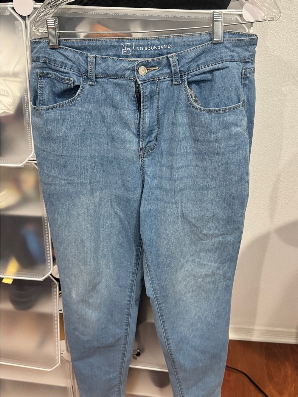 No Boundaries Women's Medium Blue Skinny Jeans